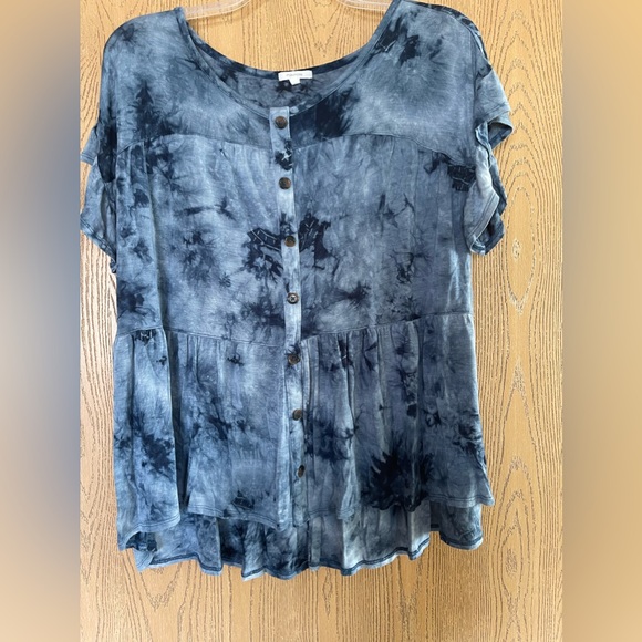XL Blue Tie dye Peplum Tee - Picture 2 of 5